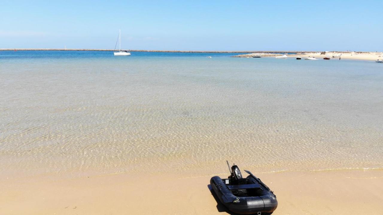 Barco Casa Catamara Sleepandboat Hotel Фаро Екстериор снимка